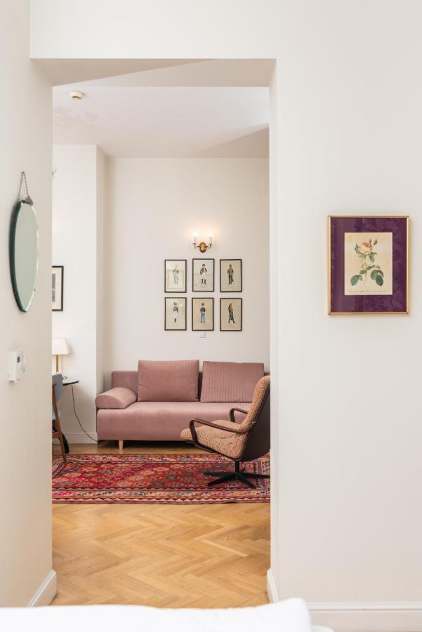 Classy Old Town Suites - By Upstairs Cracovia Exterior foto